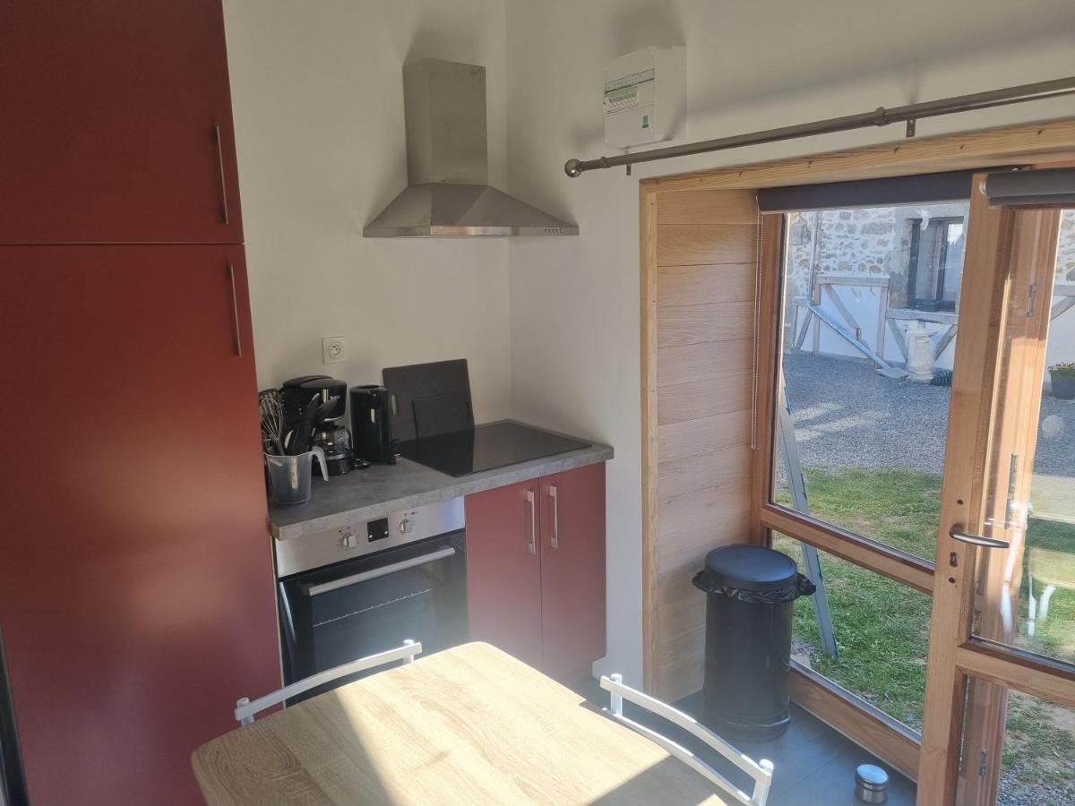 Jolie Petite Maison Dans Village Fortifie Brigueuil Eksteriør billede